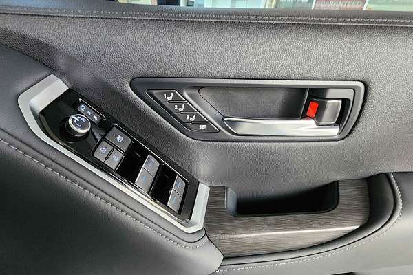 2023 Toyota Landcruiser GR Sport FJA300R