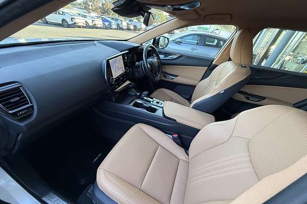 2022 Lexus NX NX350h Luxury AAZH20R