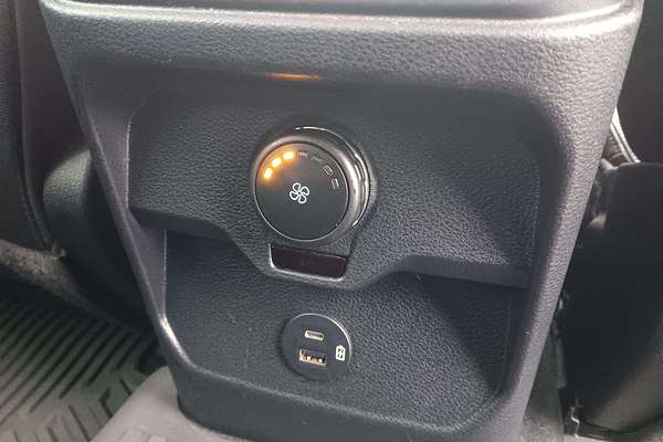 2025 Ford Everest Trend 2.0L