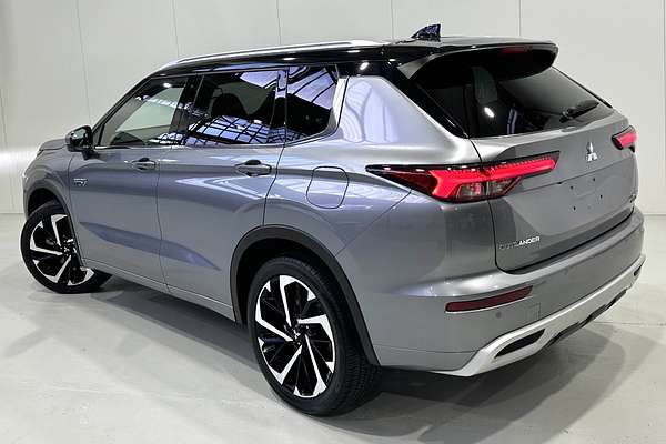 2023 Mitsubishi Outlander PHEV Exceed Tourer ZM AWD