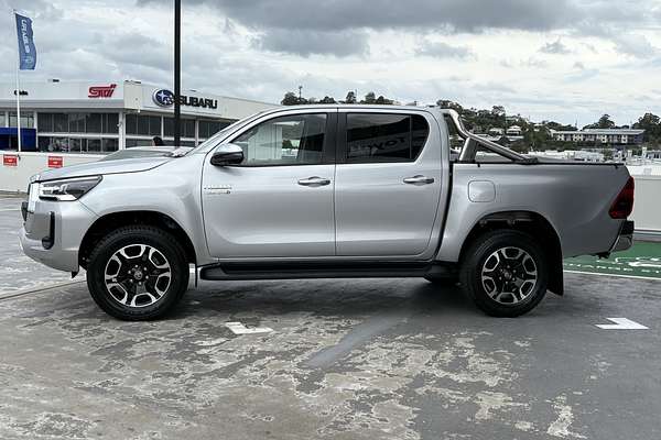 2023 Toyota Hilux SR5 GUN126R 4X4