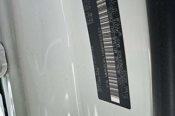 2022 Mitsubishi Triton GLX MR 4X4