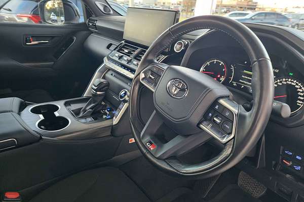 2023 Toyota Landcruiser GR Sport FJA300R