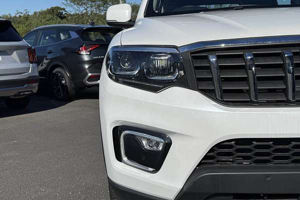 2025 Mahindra Scorpio Z8L