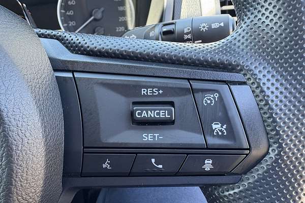 2025 Mitsubishi Triton GLX+ MV