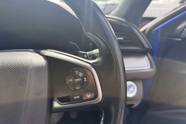 2019 Honda Civic VTi-LX 10th Gen