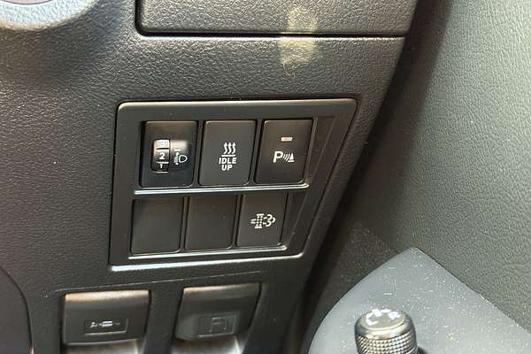 2025 Toyota Hilux SR GUN126R 4X4