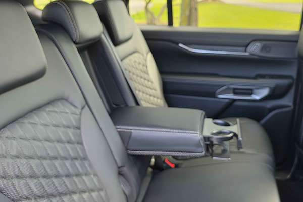 2025 Ford Everest Platinum 3.0L