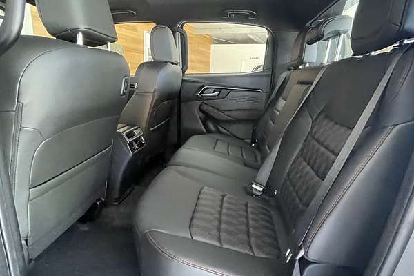 2025 Isuzu D-MAX X-TERRAIN 4X4