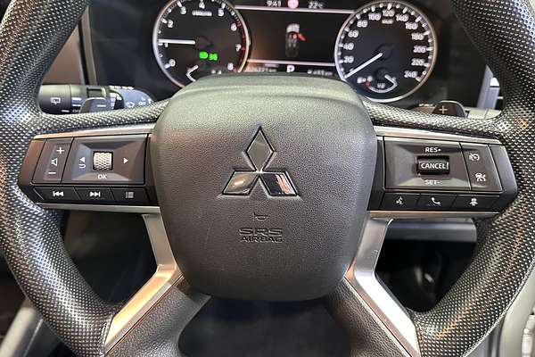 2023 Mitsubishi Outlander ES ZM 2WD