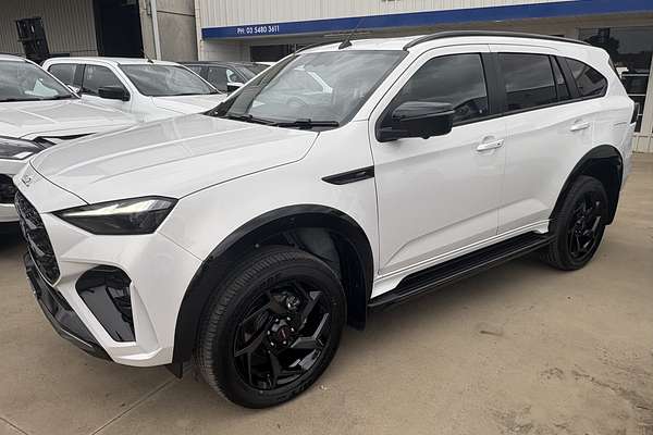 2025 Isuzu MU-X X-TERRAIN