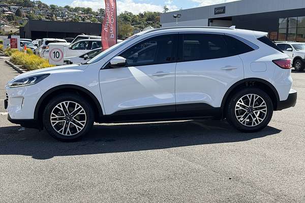 2021 Ford Escape ZH