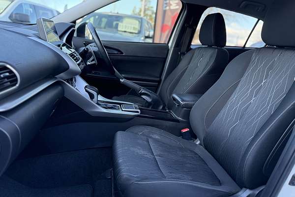 2019 Mitsubishi Eclipse Cross ES YA