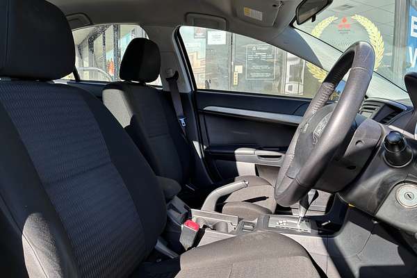 2013 Mitsubishi Lancer ES CJ