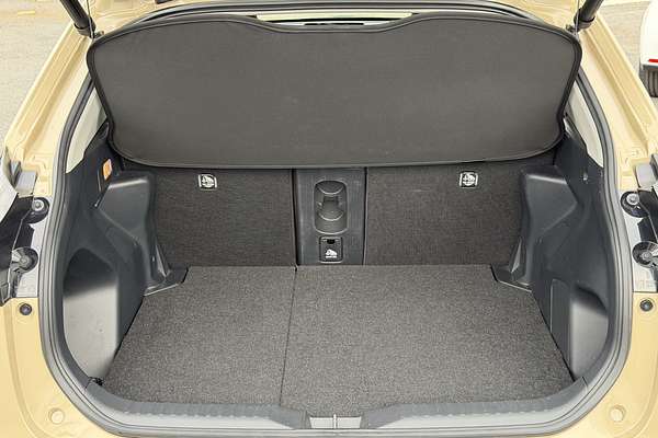 2021 Toyota Yaris Cross Urban MXPB10R