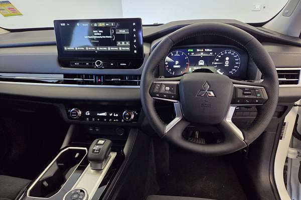 2025 Mitsubishi Outlander Aspire ZM