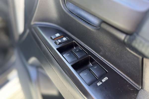 2020 Toyota Landcruiser GXL VDJ200R