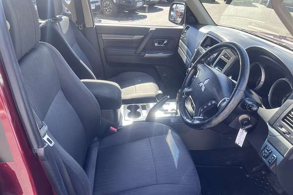 2019 Mitsubishi Pajero GLX NX