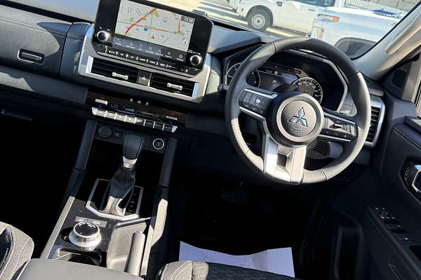 2025 Mitsubishi Triton GLS MV 4X4