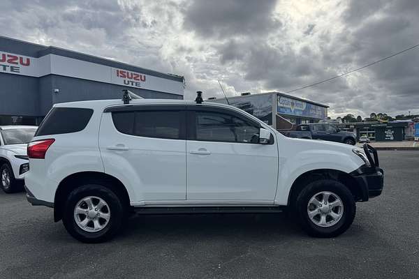 2018 Isuzu MU-X LS-M