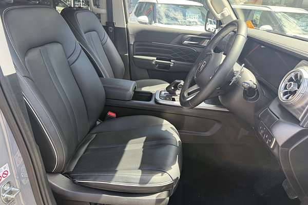 2023 GWM Tank 300 Ultra Hybrid P01