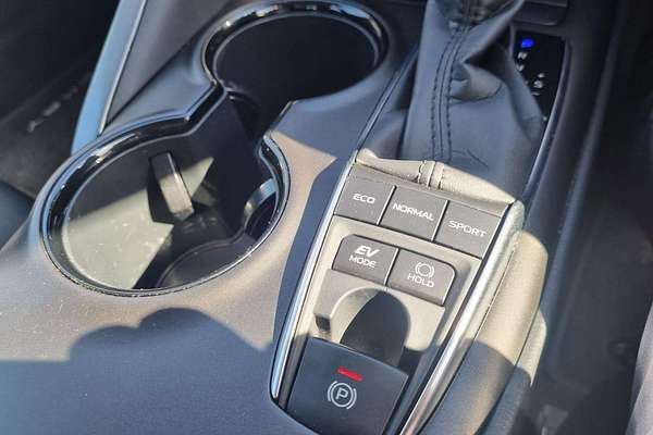 2024 Toyota Camry Ascent AXVH70R