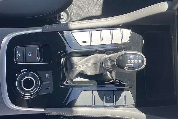 2025 Isuzu MU-X LS-T