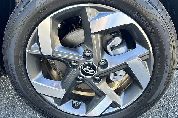 2025 Hyundai Venue Active QX.V5