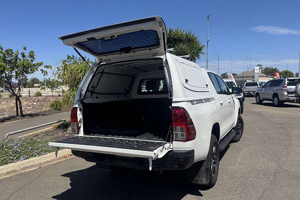 2024 Toyota Hilux SR GUN126R 4X4