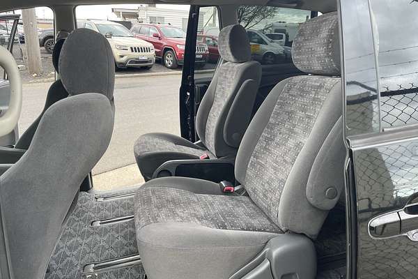 2005 Toyota Estima Aeras