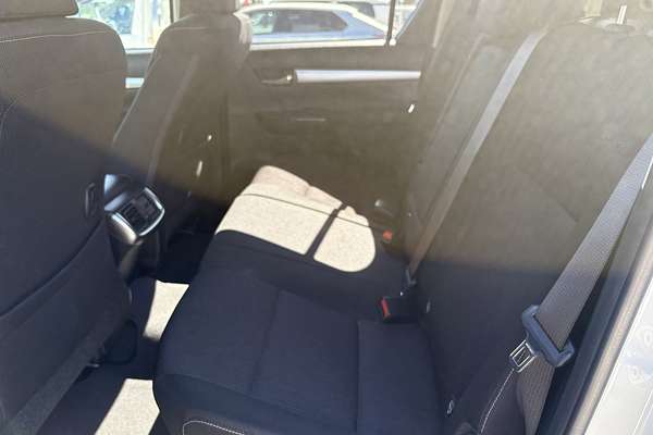 2017 Toyota Hilux SR5 (4x4) GUN126R MY17 4X4