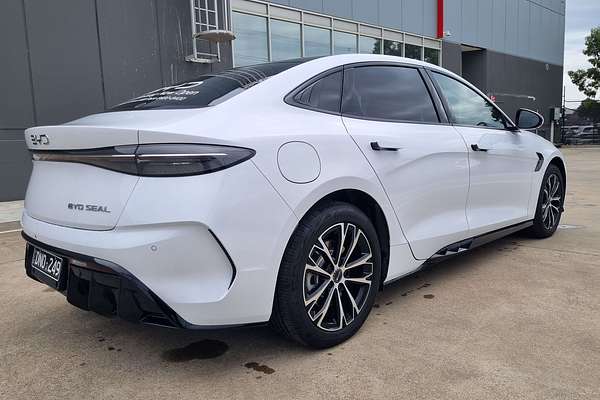 2025 BYD Seal Dynamic