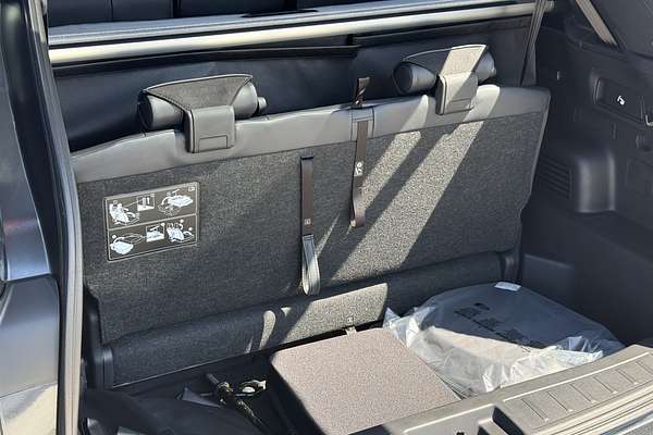 2025 Mitsubishi Outlander PHEV GSR ZM