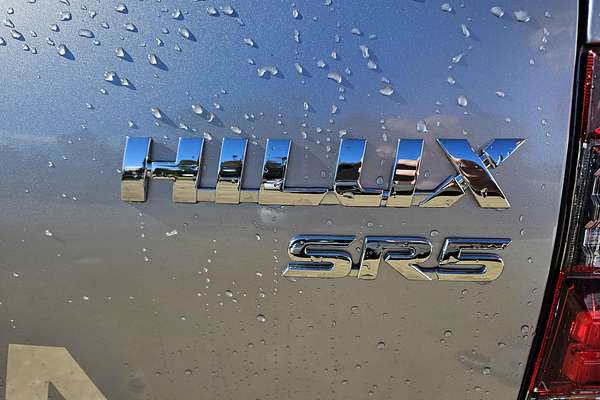 2025 Toyota Hilux SR5 GUN126R 4X4