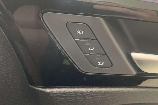 2025 Mitsubishi Outlander Exceed Tourer ZM