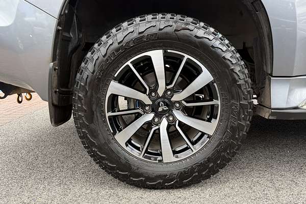 2016 Mitsubishi Pajero Sport GLS QE