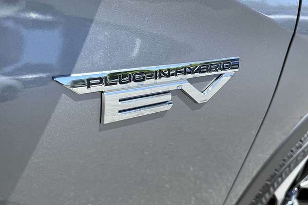 2022 Mitsubishi Outlander PHEV Exceed ZM