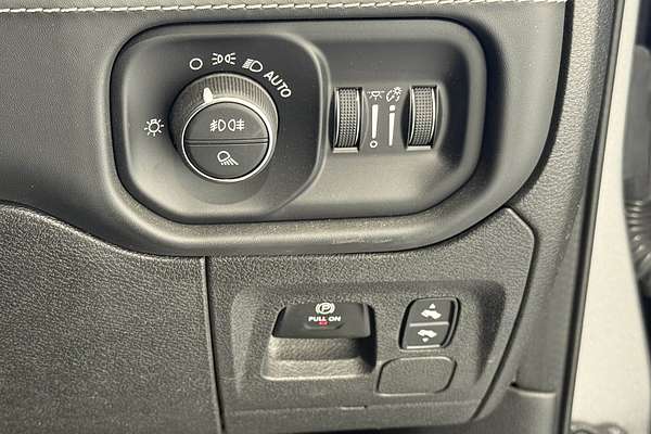 2022 RAM 1500 LIMITED RAMBOX (HYBRID) DT MY22 4X4