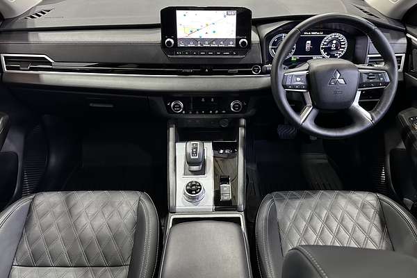 2024 Mitsubishi Outlander PHEV Exceed ZM AWD