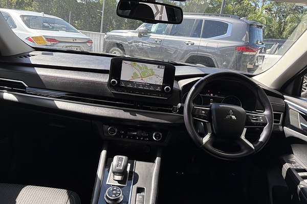 2021 Mitsubishi Outlander LS ZM