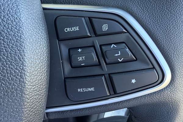 2025 Mahindra Scorpio Z8L