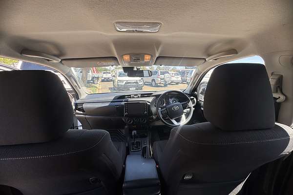 2024 Toyota Hilux SR GUN126R 4X4