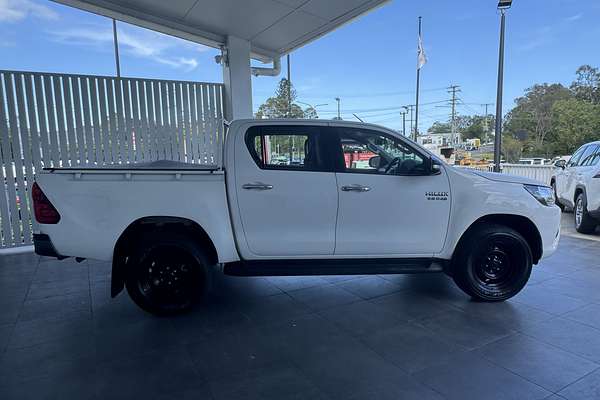 2016 Toyota Hilux SR GUN126R 4X4