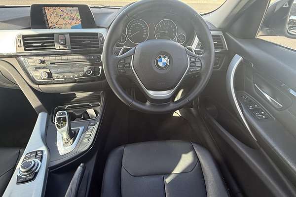 2016 BMW 3 Series 320i Sport Line F30 LCI