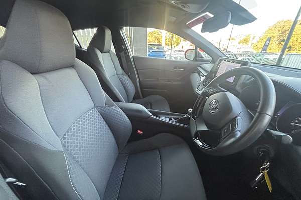 2020 Toyota C-HR NGX10R