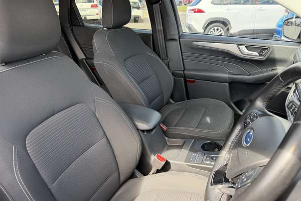 2021 Ford Escape ZH