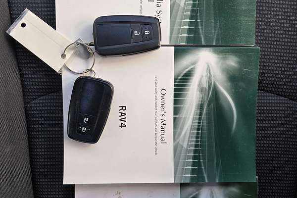 2022 Toyota RAV4 GX MXAA52R