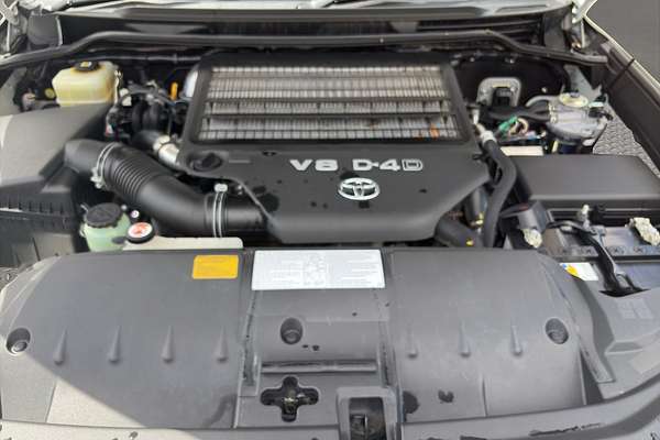 2020 Toyota Landcruiser Sahara VDJ200R