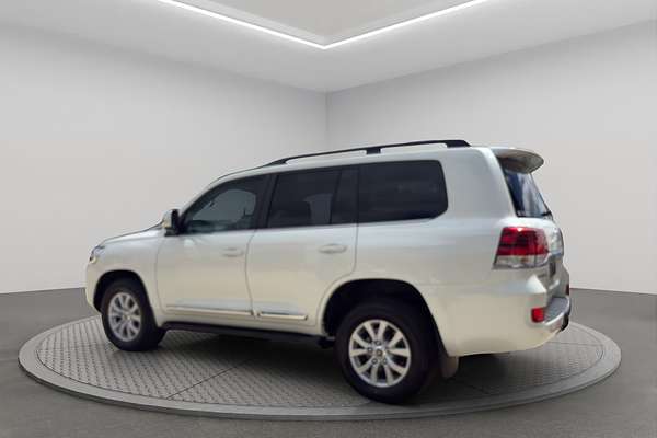 2020 Toyota Landcruiser Sahara VDJ200R