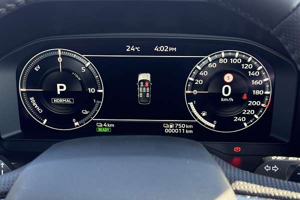 2025 Mitsubishi Outlander PHEV Exceed ZM